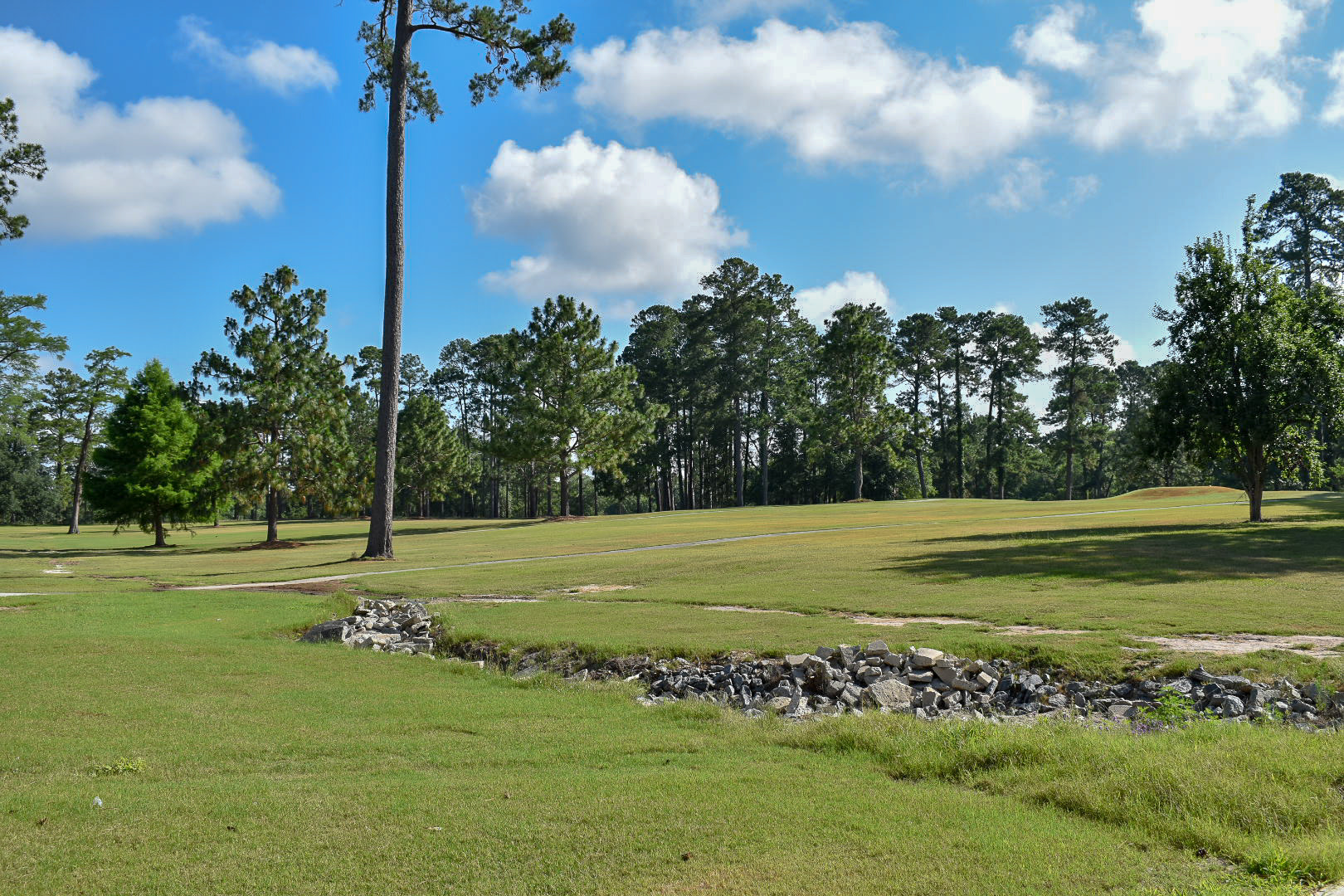 Douglas Golf & Country Club