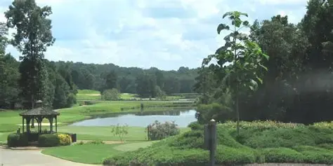Royal Lakes Country Club