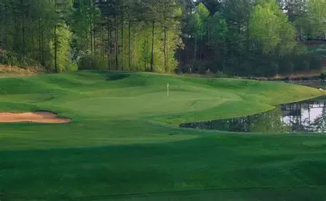 Towne Lake Hills Golf Club