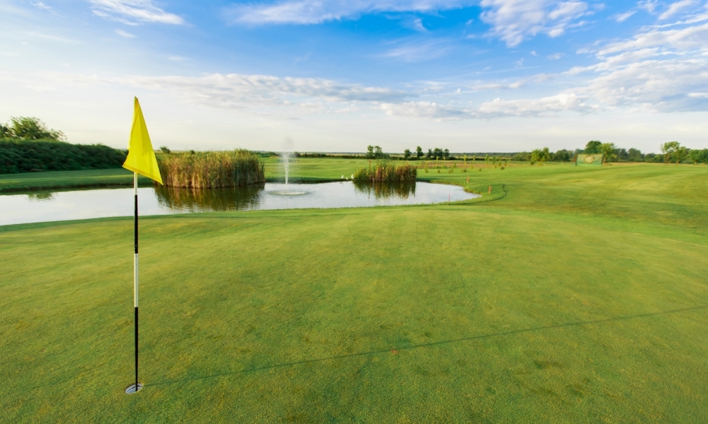 Willow Lake Golf Club